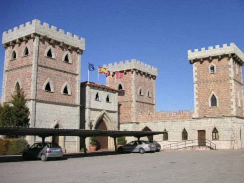 El Torreon Del Miguelete Hotel Miguel Esteban Luaran gambar
