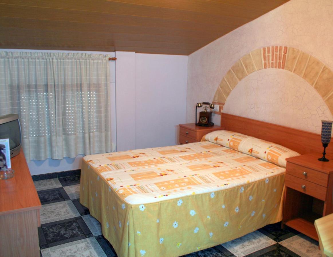 El Torreon Del Miguelete Hotel Miguel Esteban Luaran gambar