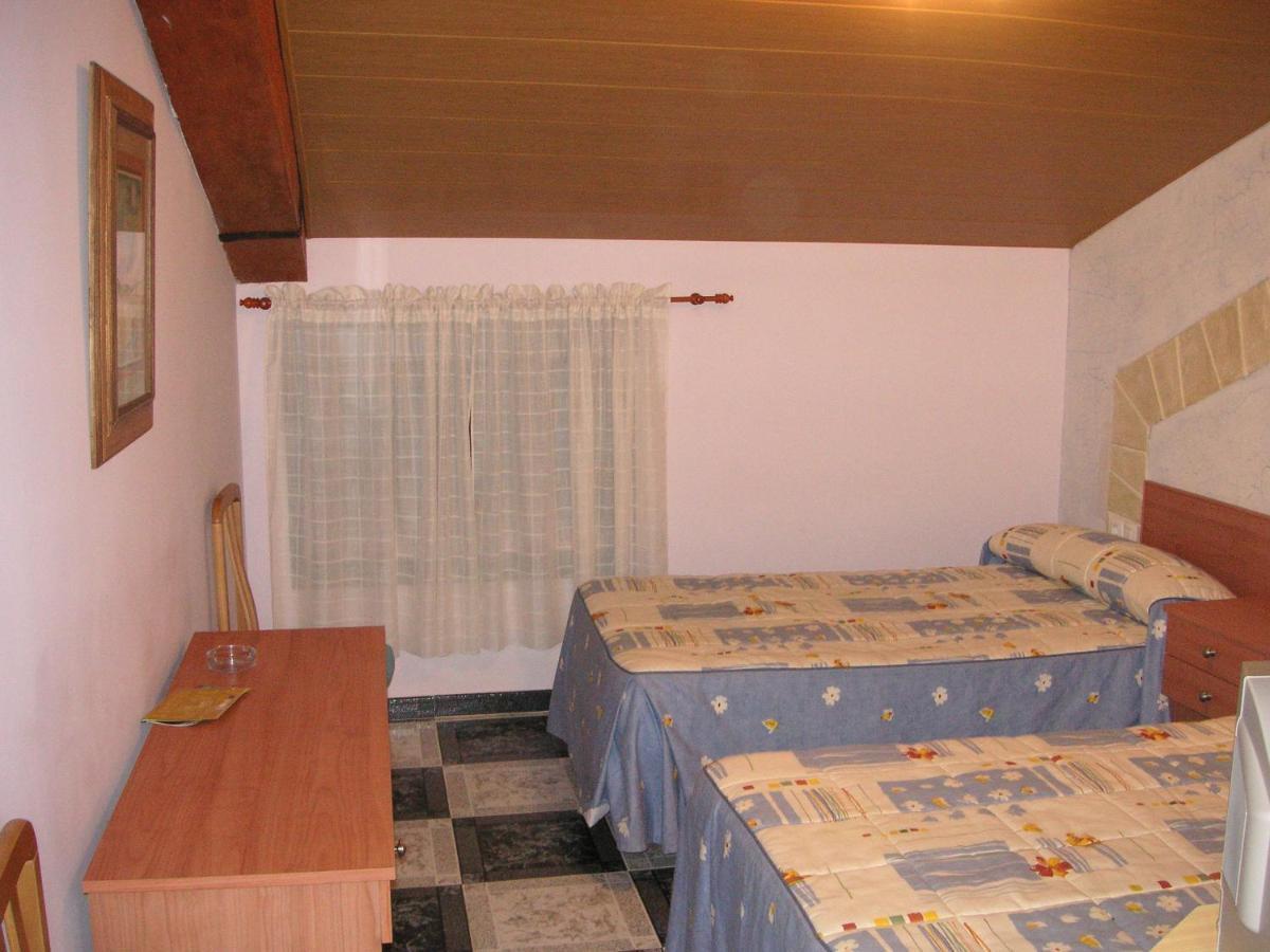 El Torreon Del Miguelete Hotel Miguel Esteban Luaran gambar