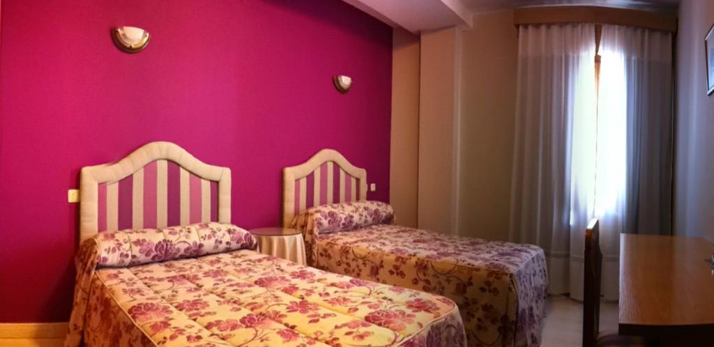 El Torreon Del Miguelete Hotel Miguel Esteban Bilik gambar